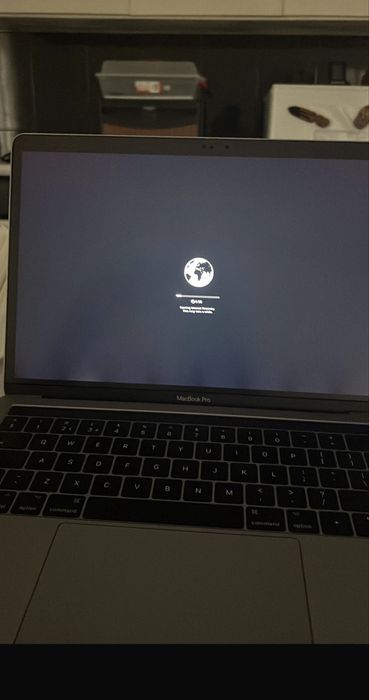 Macbook Pro 2017 pra peças