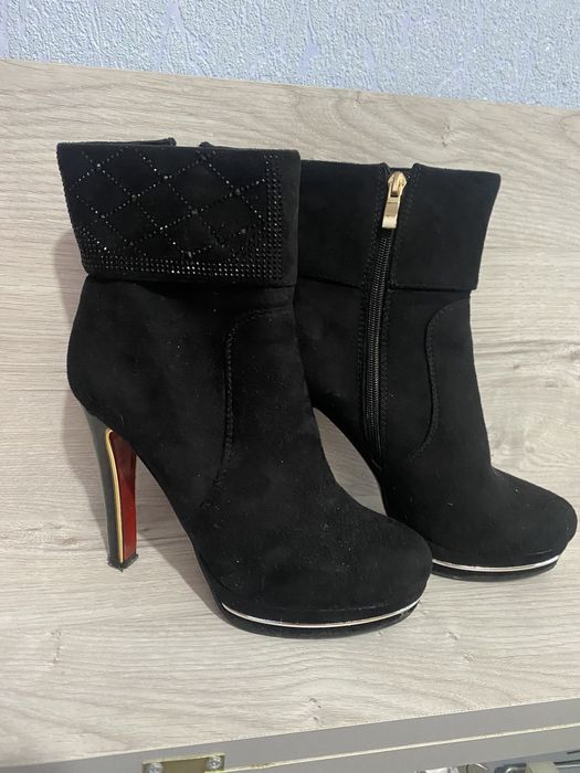 Чобітки італійькі