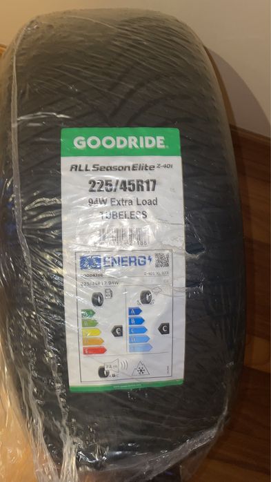 Pneu novo 225/45 r17