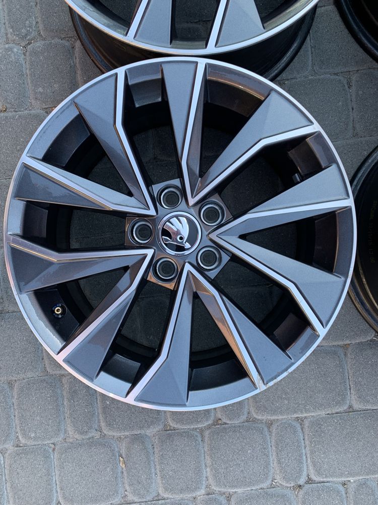 Диски r16 5*100, skoda, vw, seat, оригінал: 4 150 грн. - Диски Київ на Olx