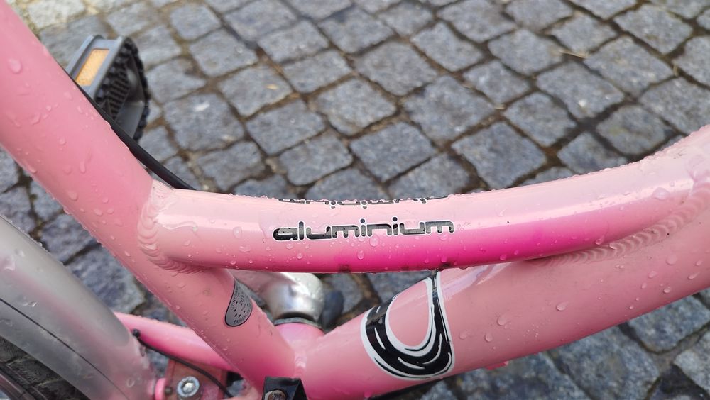 Bicicletas de cidade Orbita e Btwin