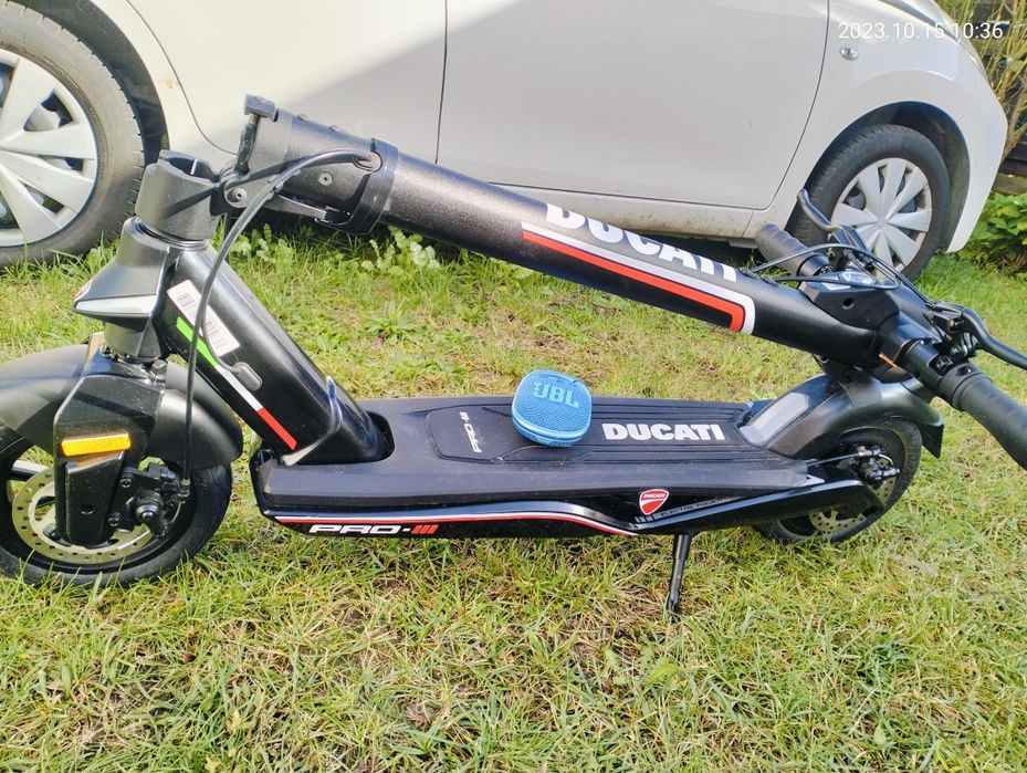 Hulajnoga elektryczna Ducatti Pro 3