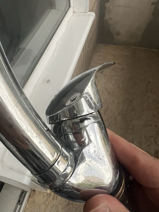 Кран для воды на кухню