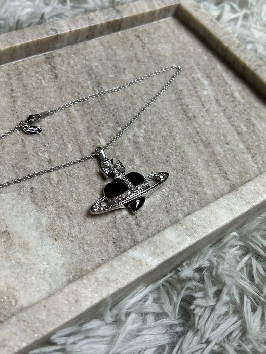 Vivienne Westwood Black Heart Saturn Necklace кулон підвіска