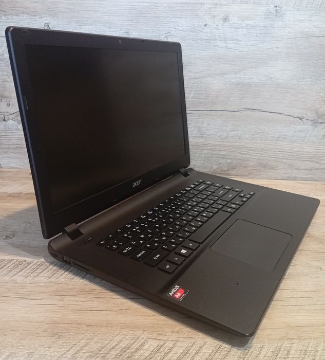 Ноутбук Acer Aspire ES1-520