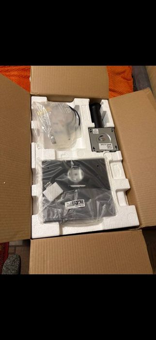 Продам монітор 24"