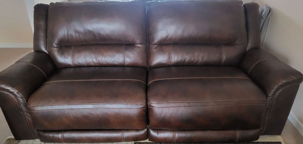 Leather comfy large sofa- recliner