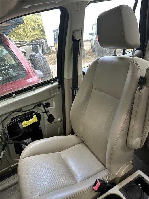LAnd Rover Freelander 2 bancos bege e forras portas 450€