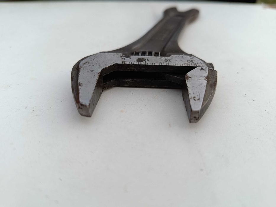 Klucz nastawny Bahco 8"