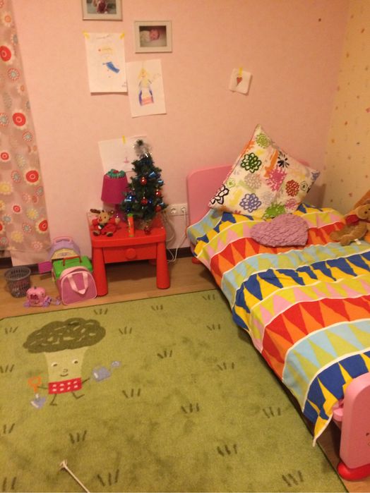 Набір дитячих меблів для дівчинки ikea mammut