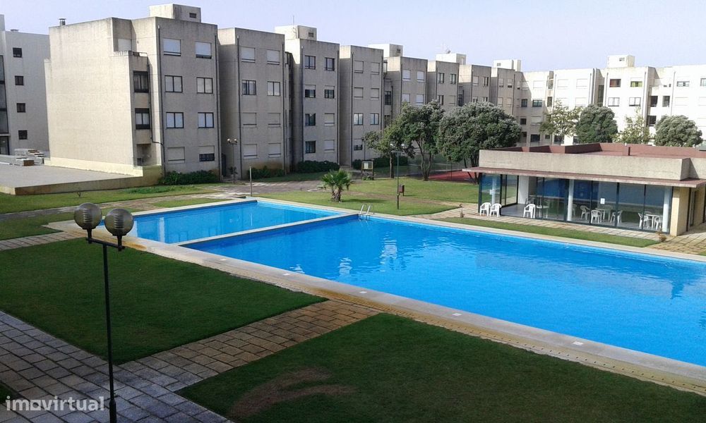 Arrenda-se T2 para férias no empreendimento Apúlia Mar