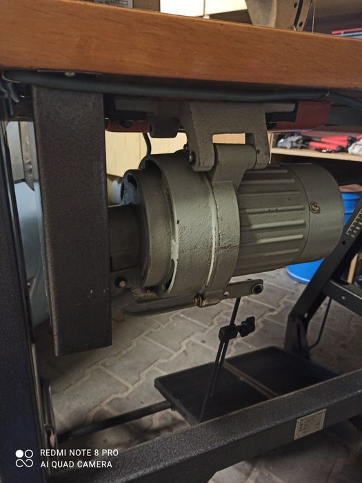 Przemysłowa maszyna do szycia TEXTIMA