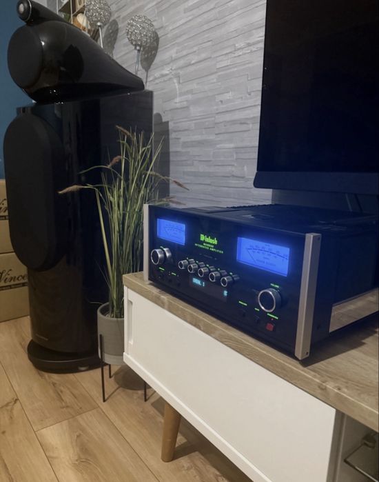 McIntosch MA8900 / Wzmacniacz Zintegrowany / Jak Nowy / OKAZJA
