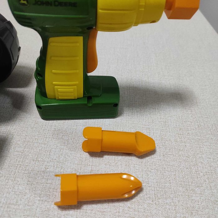 Constrói o trator Johnny