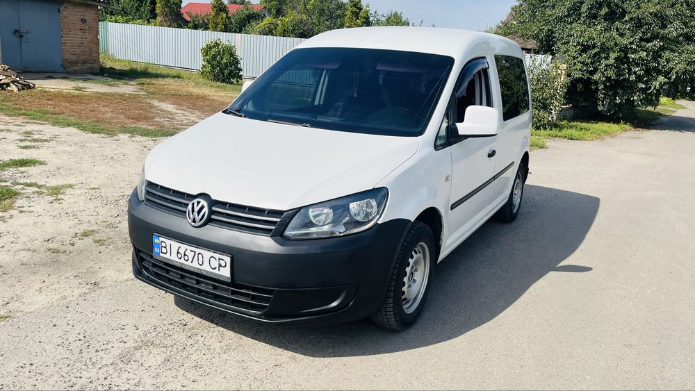 VW caddy 2011 1.6 D пасажир