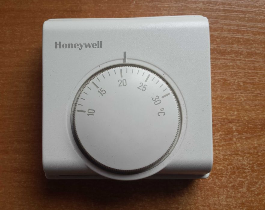 Termostat pokojowy sterownik Honeywell T 6360