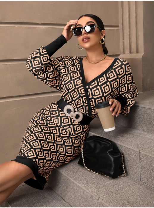 Вишукана жіноча сукня міді від Shein