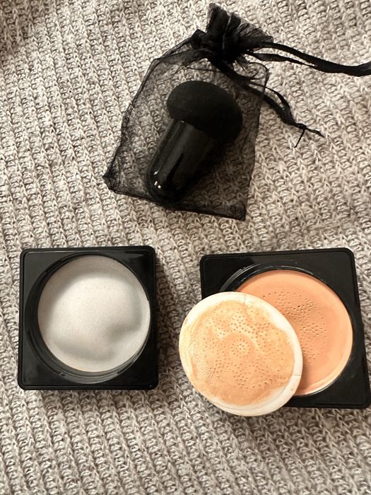 лот косметики , тональні , палетки