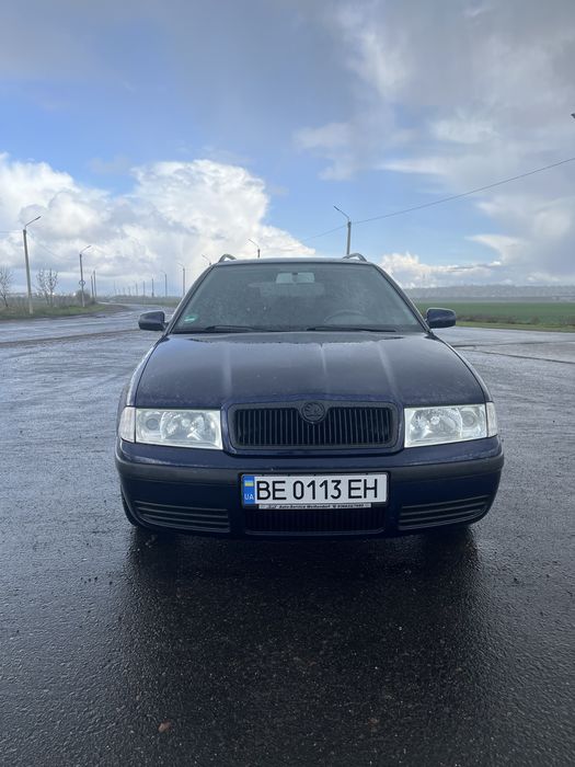Продам Шкода Октавія Тур 1,6 MPI