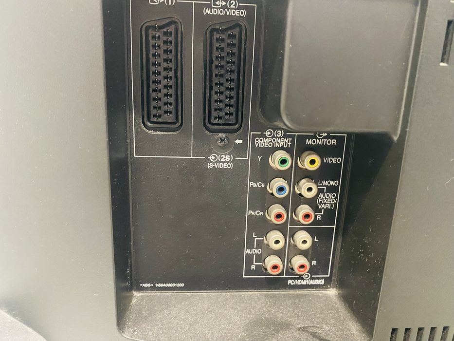 TV Toshiba LCD 32WL66Z