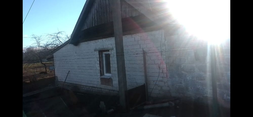 Продам будинок .