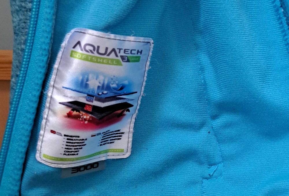Niebieska kurtka firmy 4F, rozpinana z membraną aquatech ,  rozm. 134