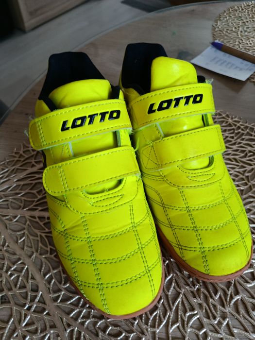 Buty halówki Lotto 32