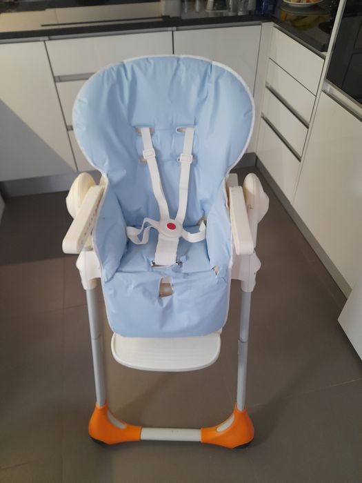 Cadeira de Refeição Chicco em bom estado