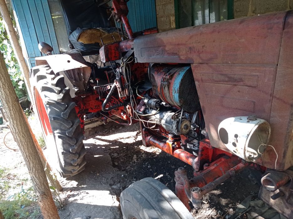 Продам трактор Т-25