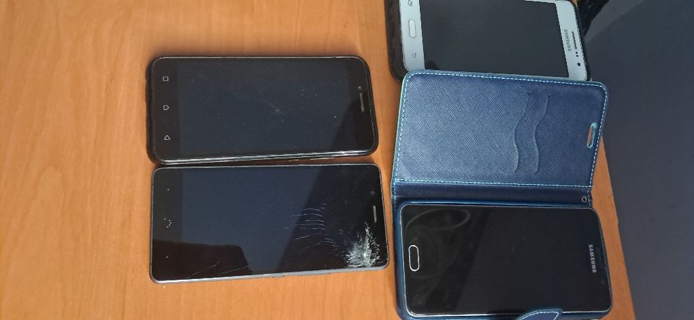 Starszy model telefonu