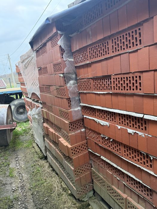 Cegła klinkierowa…