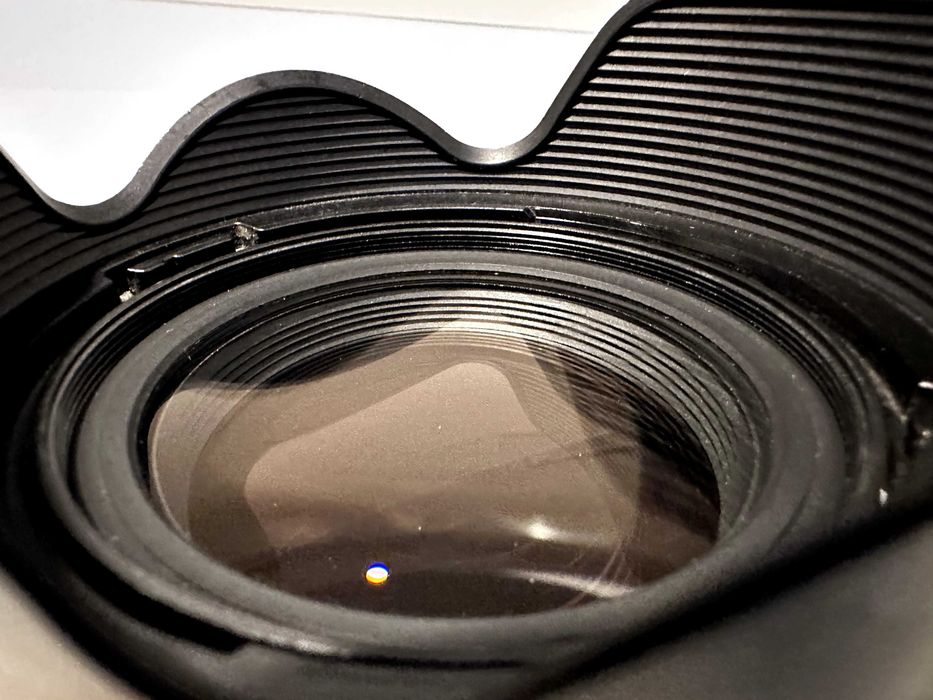 Tamron 17-70mm f/2.8 Di III-A VC RXD Sony E-Mount - Excelente Estado