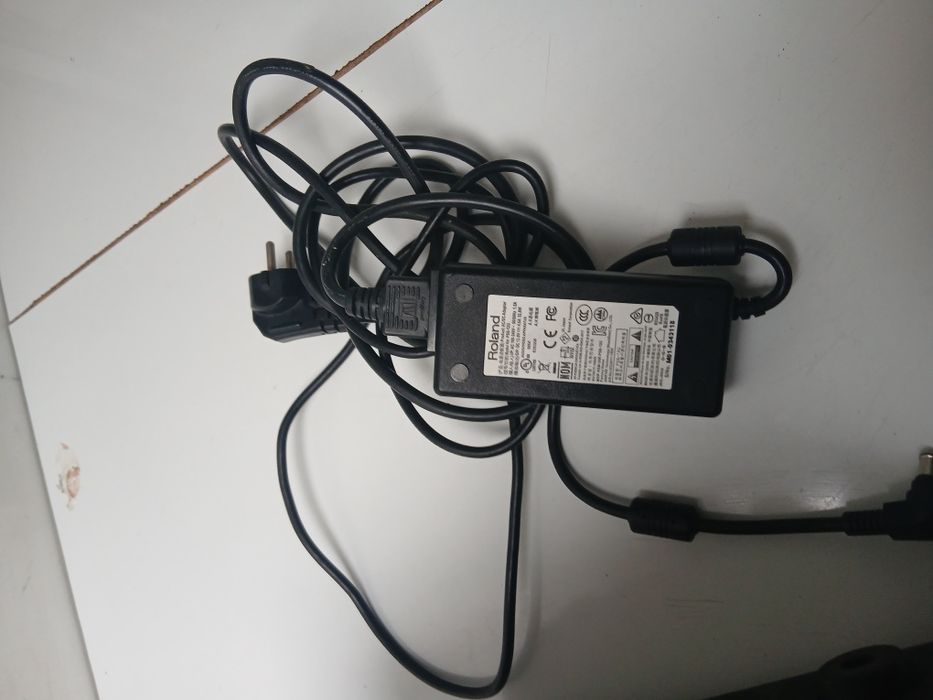 Amplificador Roland Cube XL