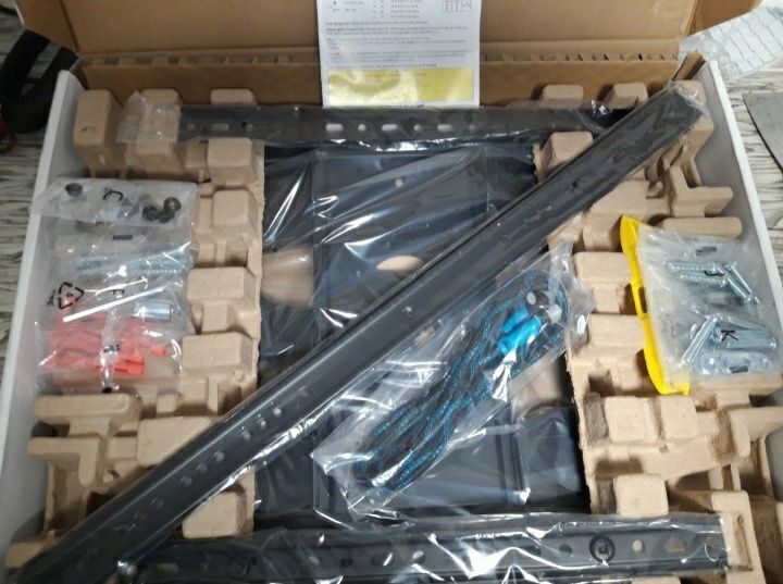 Uchwyt stojak do telewizora 37-70" Invision gratis kabel HDMI