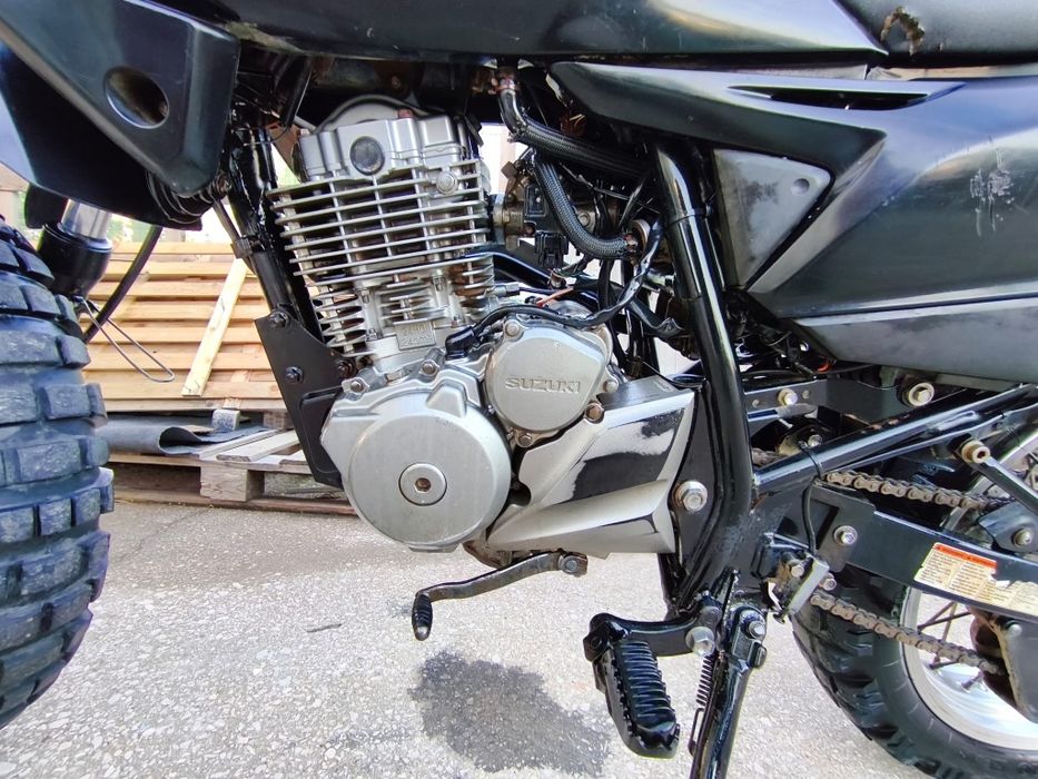 Suzuki DR 125 SM