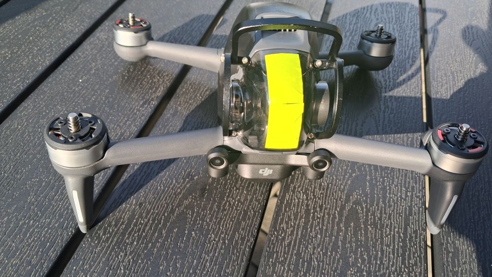 Dron DJI FPV duże wyposażenie