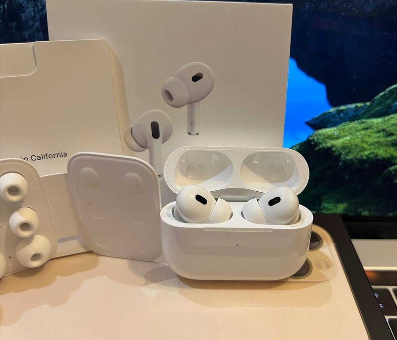 Оригінал стан нових AirPods Pro 2 USB-C Повний Комплект