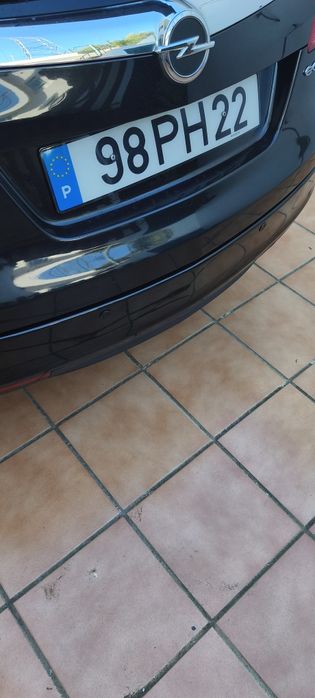 Opel Insignia 2011 – Impecável – Com Gancho Reboque/bola Retrátil