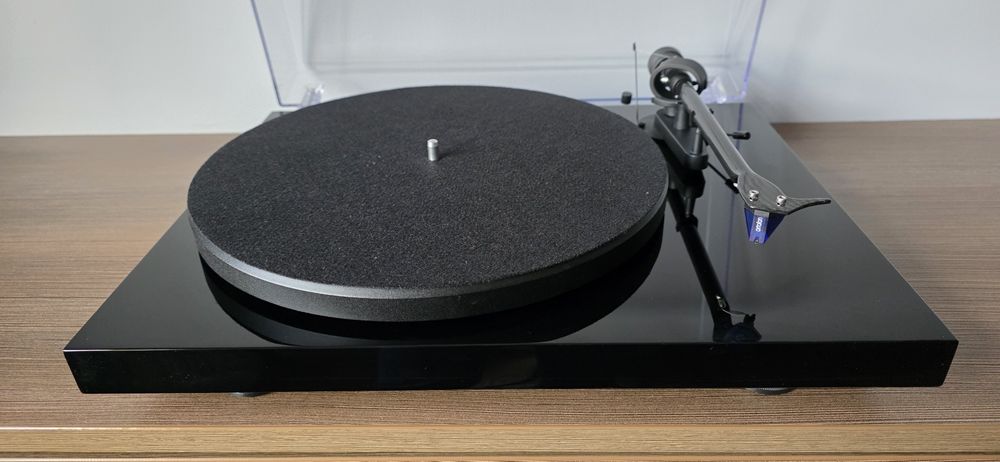 Pro-Ject Debut Carbon bez wkładki