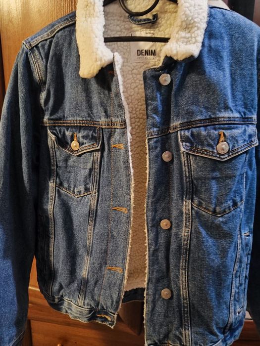 Продам джинсовку состояние новой