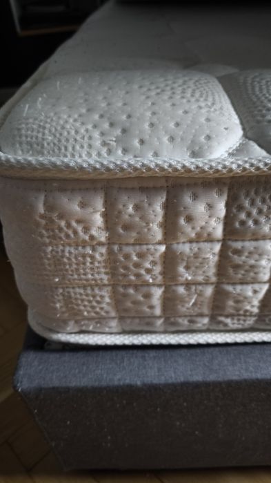 Materac sprężynowa H3 140x200