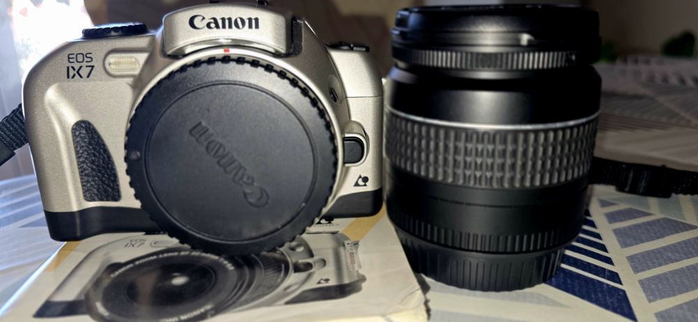 Máquina fotográfica Canon