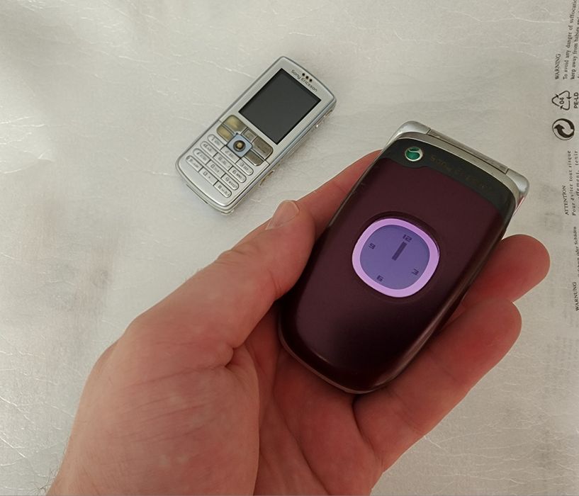 Sony Ericsson Z300i.Рабочий.