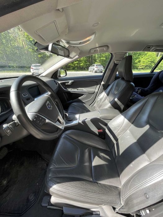 Volvo V60 2.0 D3 automat