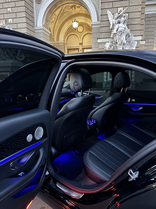 Mercedes-Benz E350 2022