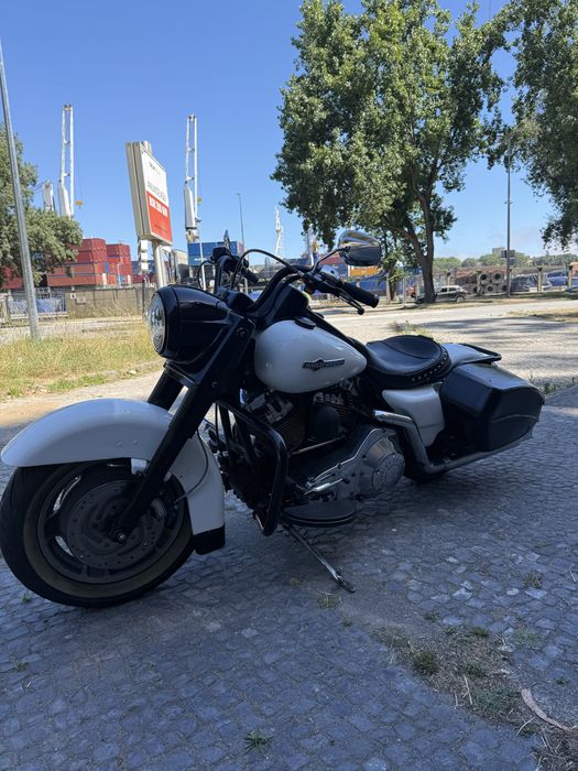 Harley-Davidson road king