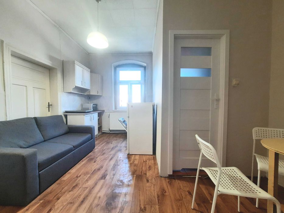 2 niezależne pokoje w centrum, 2000 zł z mediami