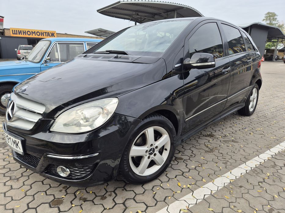 Бензин Mercedes-Benz B-Class 2008 рестайлінг 2 л