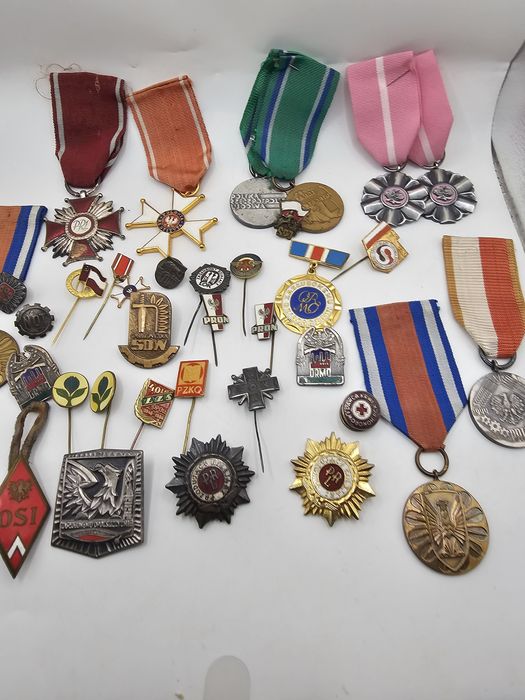 Odznaczenia PRL-u wraz z dokumentami nadania ormo krzyż PKP zasługi