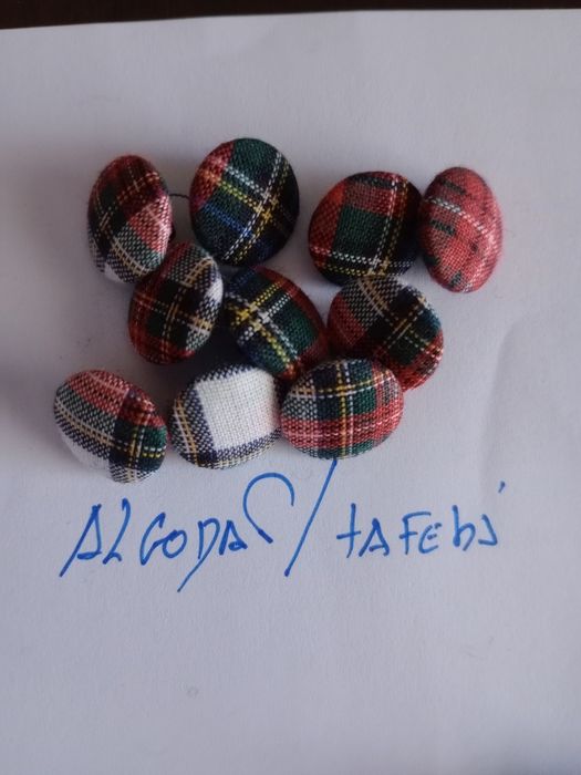 Botões forrados a tecido